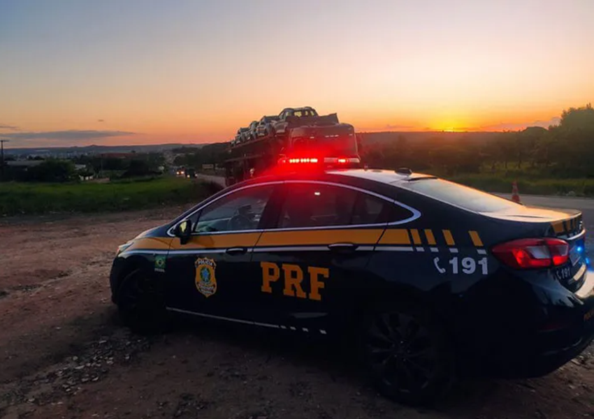 Homem morre após pular de ônibus em movimento em Vitória da Conquista