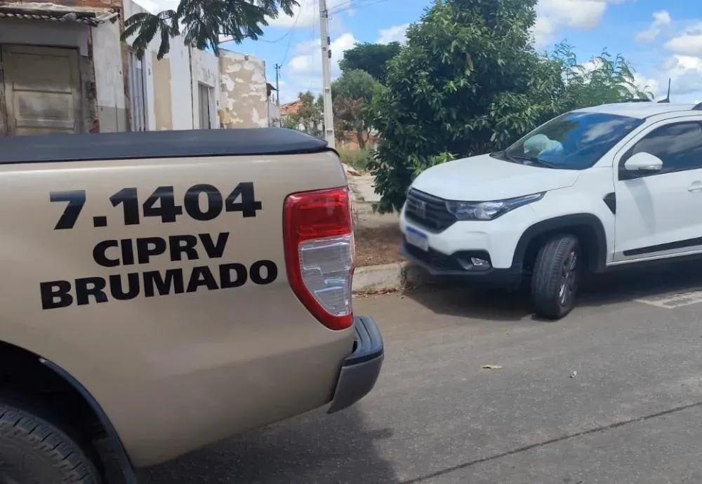 CIPRv de Brumado apreende veículo roubado na BA-262, em Vitória da Conquista