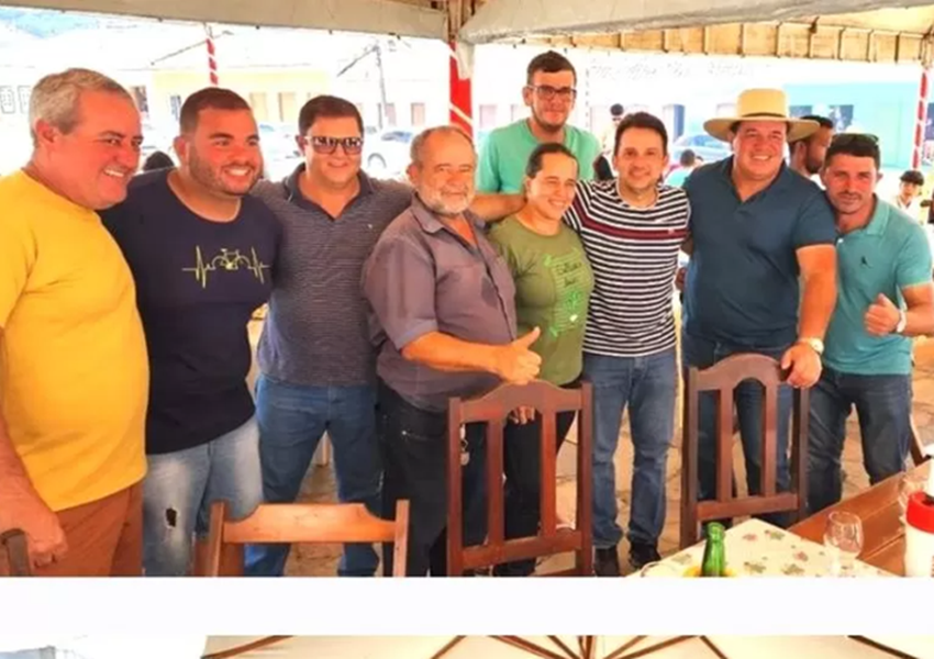 Deputado Marquinho Viana é homenageado em Rio de Contas