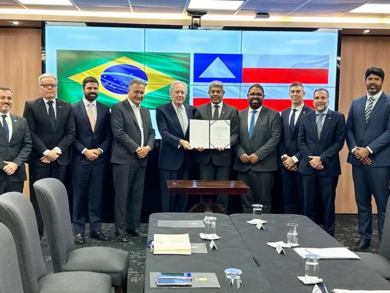 Governo da Bahia recebe 87 viaturas do Governo Federal em audiência em Brasília