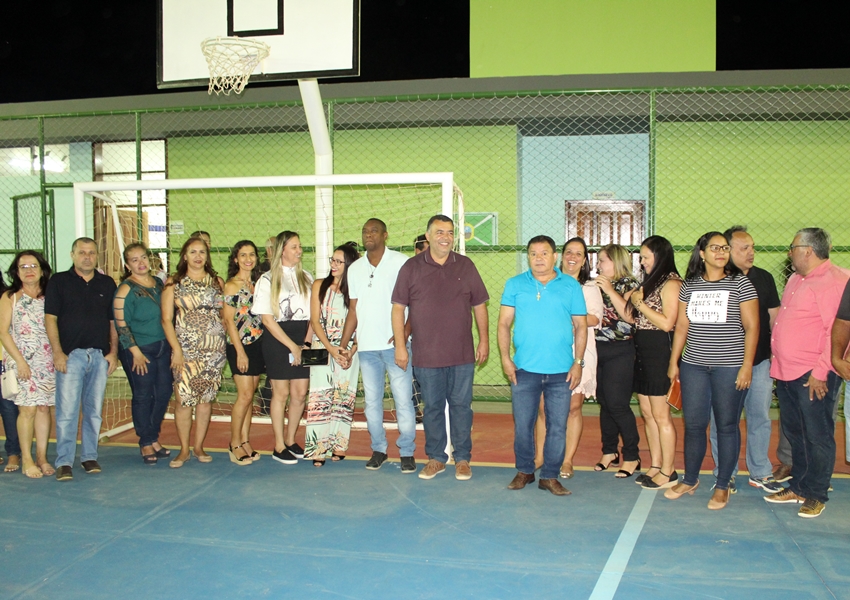 Prefeitura de Livramento inaugura Quadra Poliesportiva na Escola Municipal Polivalente; veja vídeo