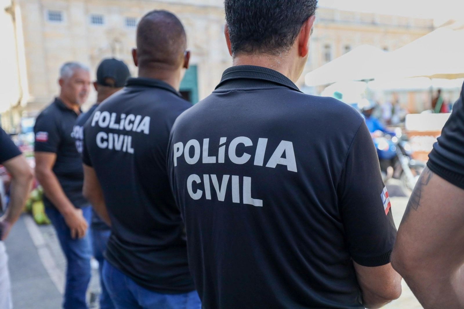 Homem de 31 anos é preso com três mandados por tráfico, homicídios e roubo em Vitória da Conquista