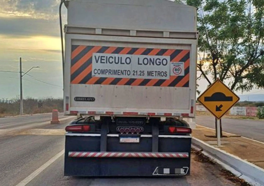 Autorização Especial de Trânsito com dados divergentes leva PRF a encaminhar motorista à Polícia Civil
