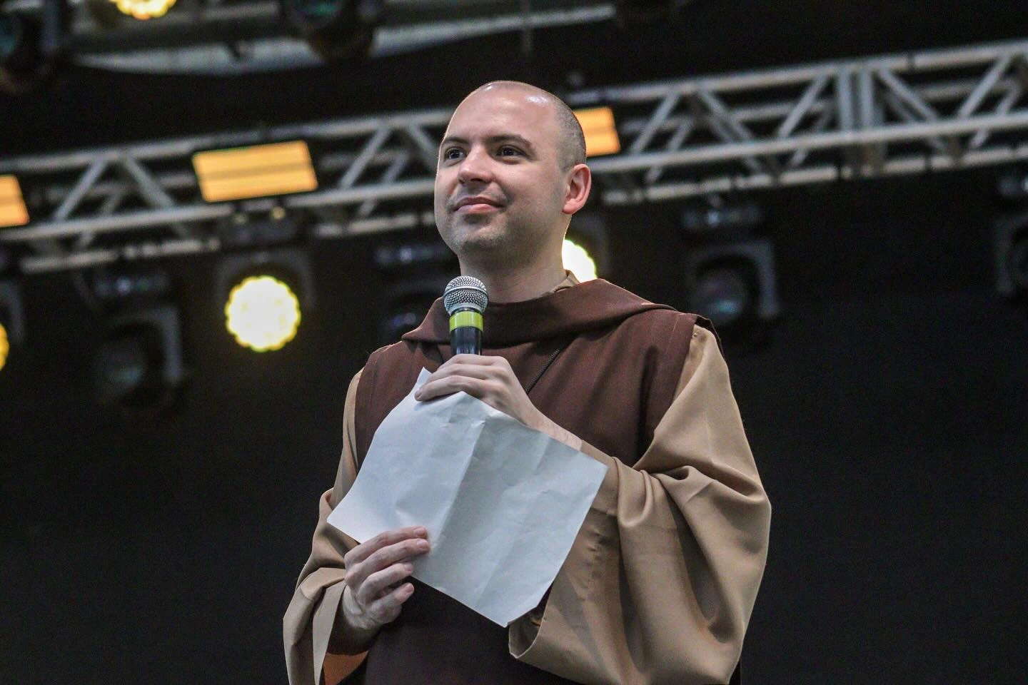 Arquidiocese de Vitória da Conquista confirma show de Frei Gilson para novembro de 2026