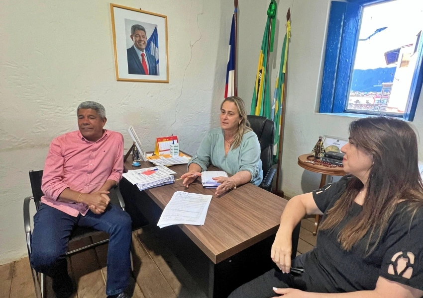 Prefeita de Livramento recebe governador e primeira-dama do estado