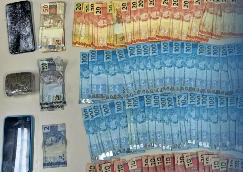 Ação integrada da PM flagra tráfico e notas falsas na virada do ano em Tanque Novo