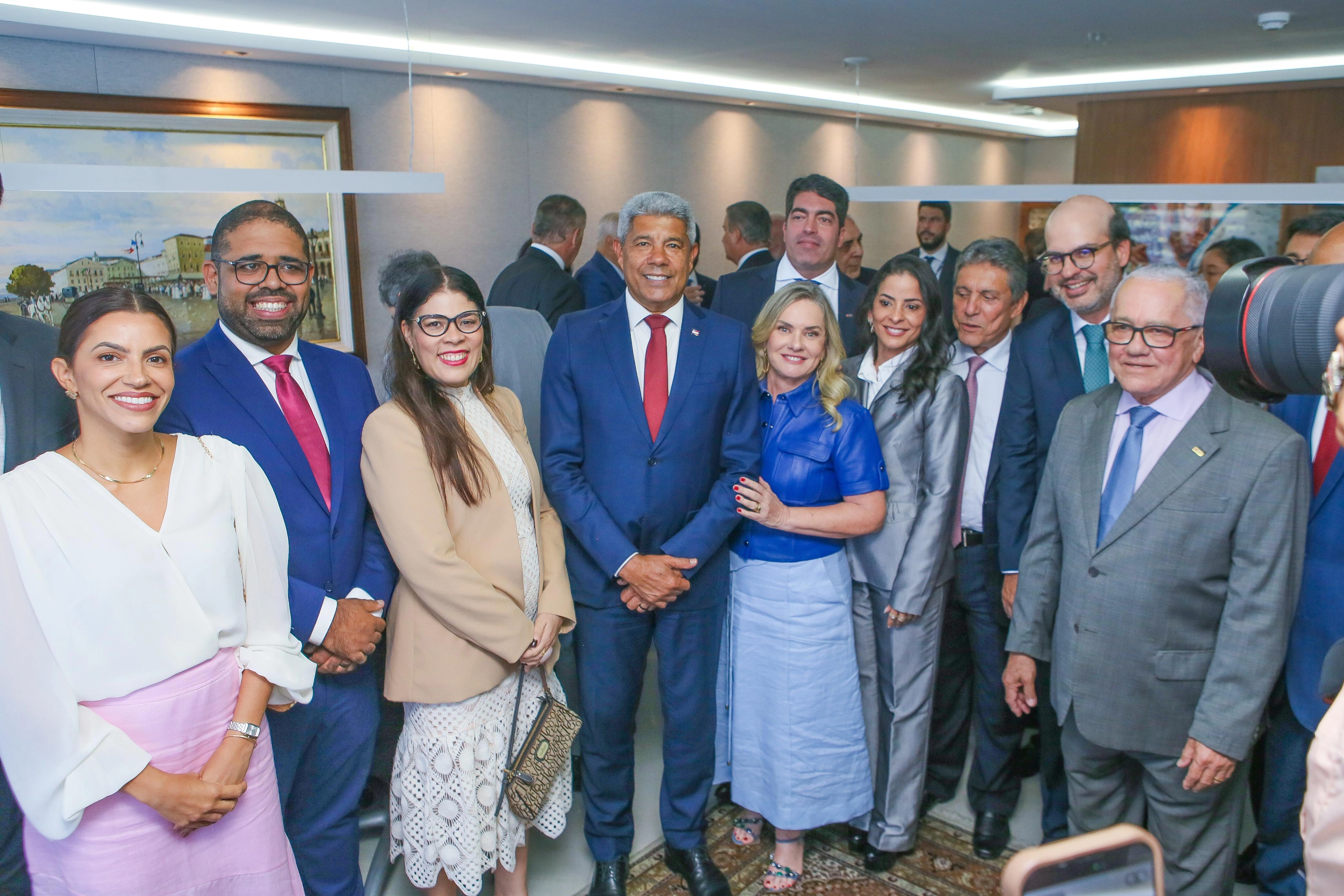 Ivana Bastos participa da posse da nova Mesa Diretora do TCE da Bahia