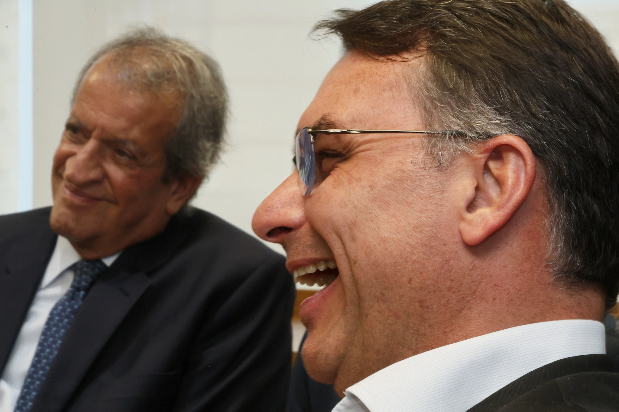 Valdemar diz que ACM Neto quer dialogar com Flávio Bolsonaro