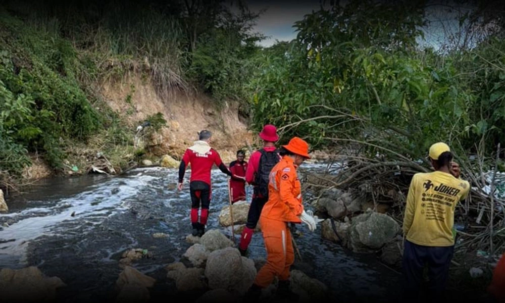 Corpo é encontrado às margens de rio e pode ser de mulher levada por enxurrada em Vitória da Conquista