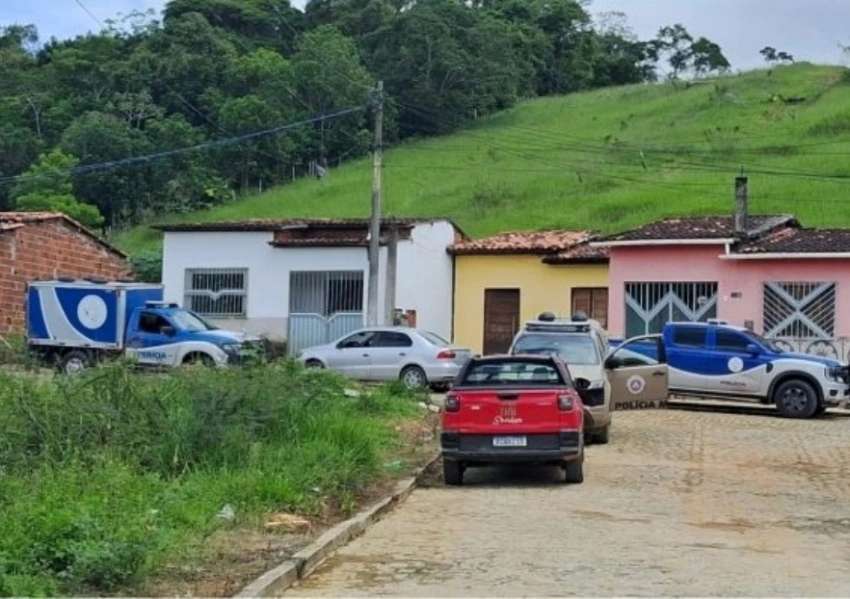 Idoso é morto a tiros dentro de casa em Jitaúna