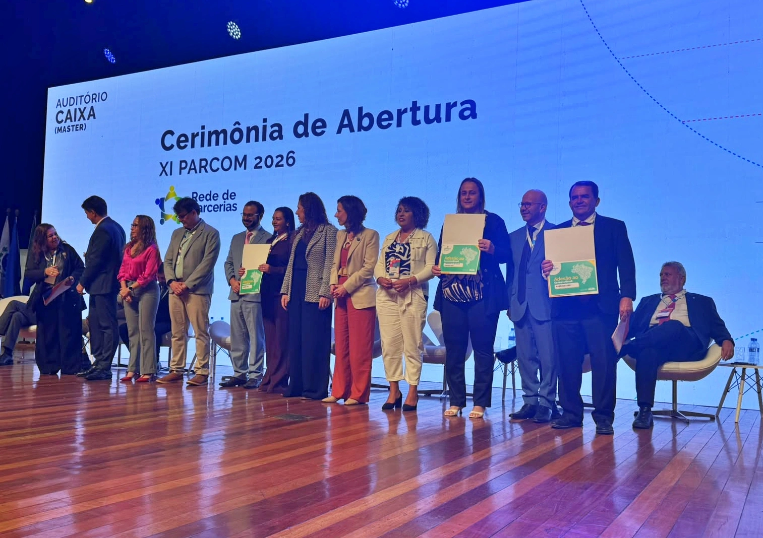 Prefeita Joanina Sampaio participa de ato em Brasília e garante adesão de Livramento ao Contrata+Brasil