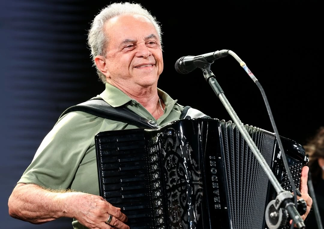 Após divergência com MP-BA, Flávio José desiste de shows na Bahia