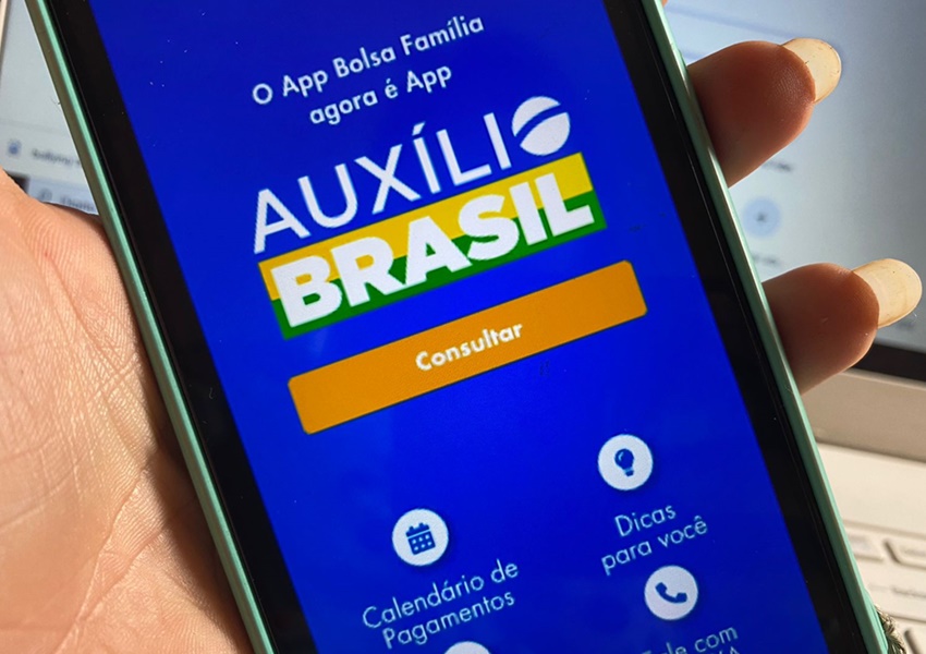 Auxílio Brasil é pago hoje a beneficiários com NIS final 4