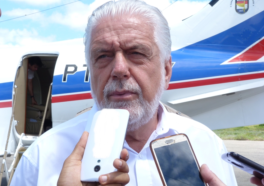 Jaques Wagner confirma a Lula que não disputará a Presidência