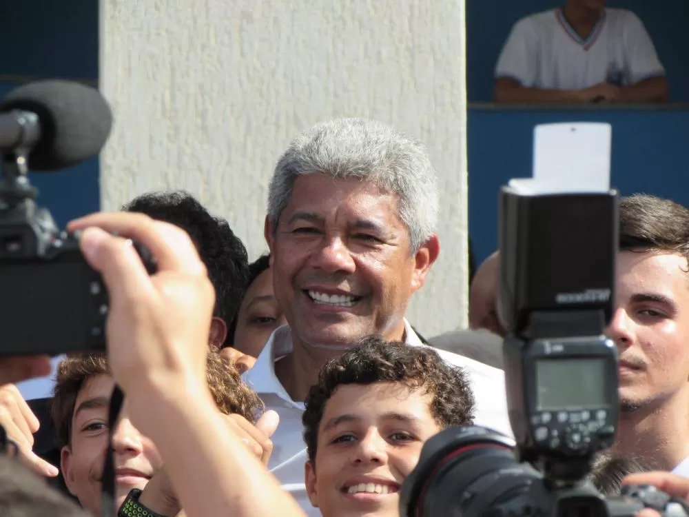 Em Vitória da Conquista, governador autoriza início da licitação para construção do Centro de Convenções e Teatro do município