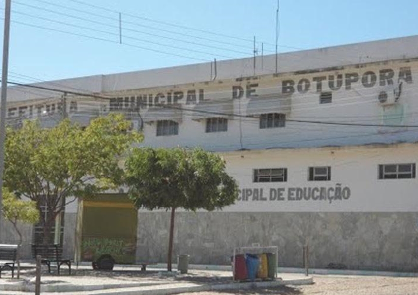 MP recomenda demissão de servidores contratados no município de Botuporã
