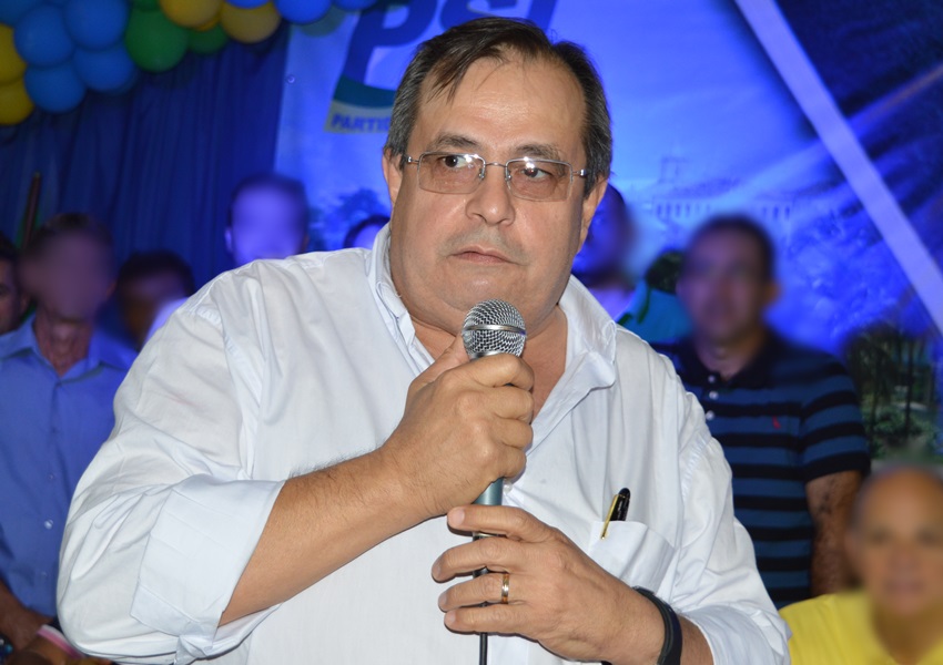 Livramento: Juiz nega tutela de urgência e Carlão continua inelegível