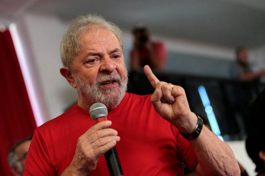 Quanto mais me acusam, mais subo nas pesquisas, diz Lula