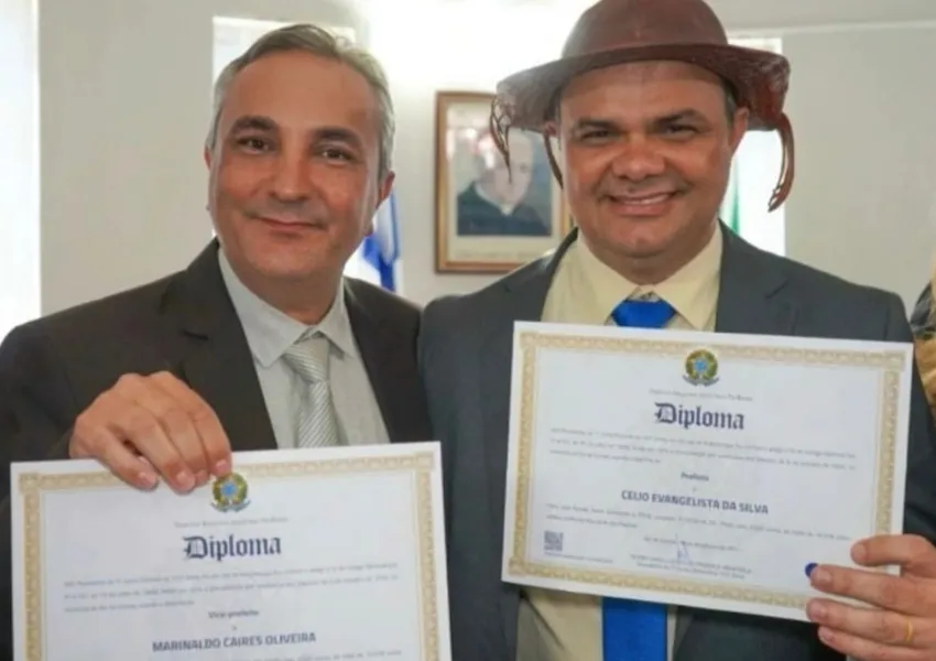 Prefeito e vice de Rio de Contas são diplomados em cerimônia oficial