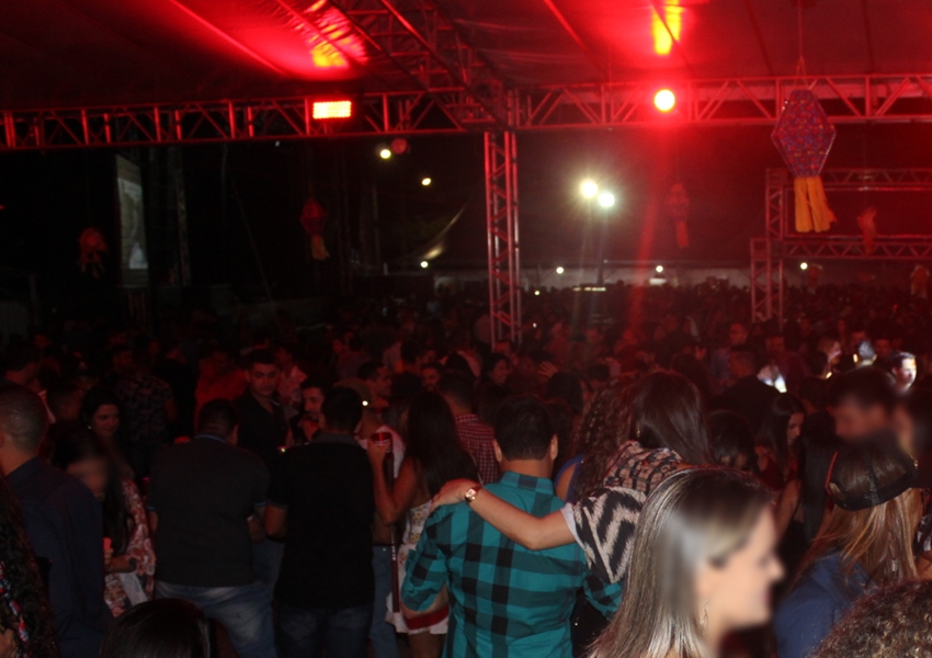 Decreto aumenta para cinco mil o limite máximo de pessoas em eventos na Bahia