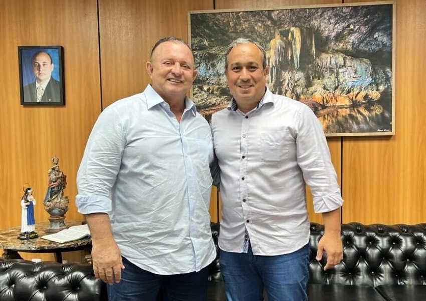 Presidente do PL na Bahia declara apoio a Adolfo Menezes à reeleição à Presidência da Assembleia