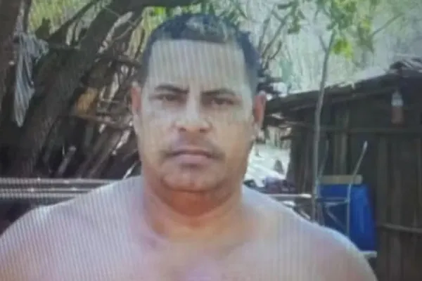 Homem morre após ser atingido por raio durante tempestade em Canápolis, na Bahia