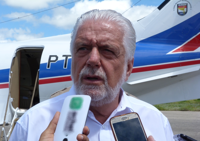 Opção do PT para eleição presidencial, Wagner deve ter ?conversa franca? com cúpula