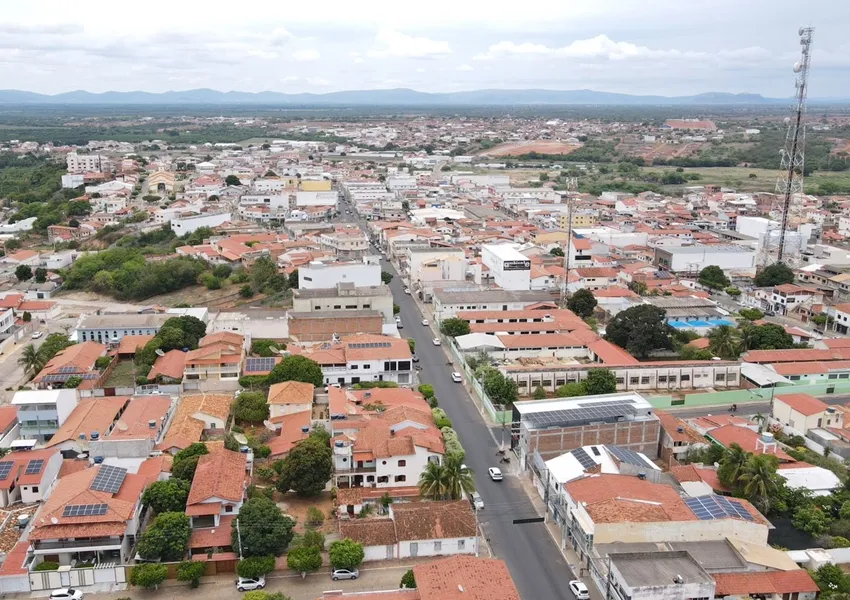 Livramento é beneficiado com doação de kits padaria pelo Governo do Estado