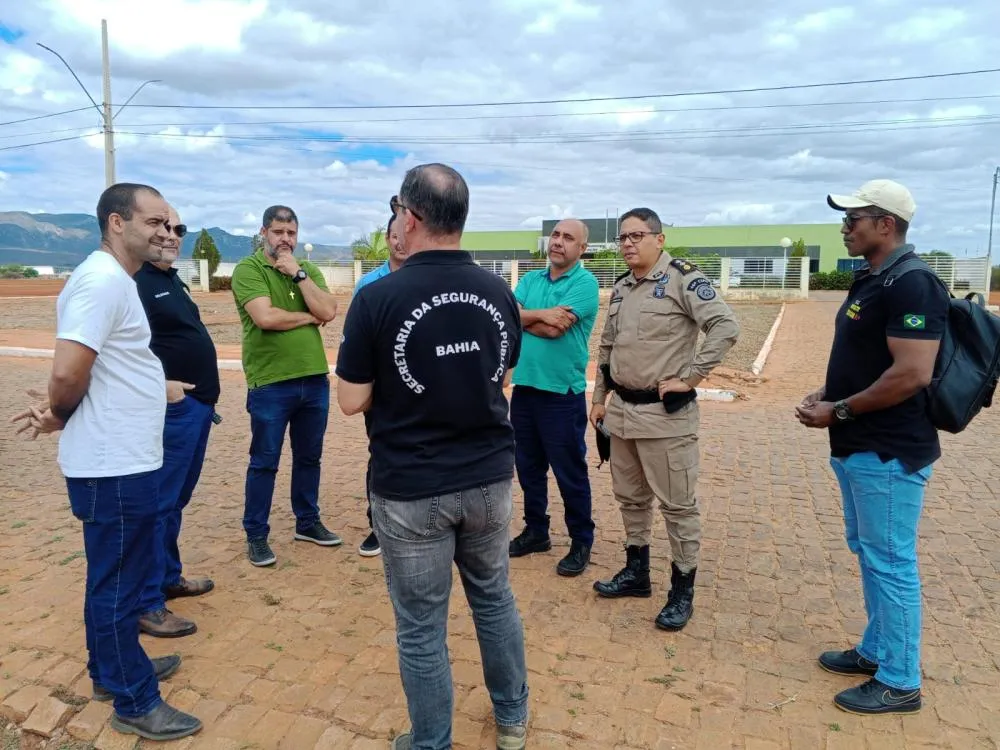 Terreno para construção da Unidade Integrada das Polícias é avaliado em visita técnica da SSP-BA