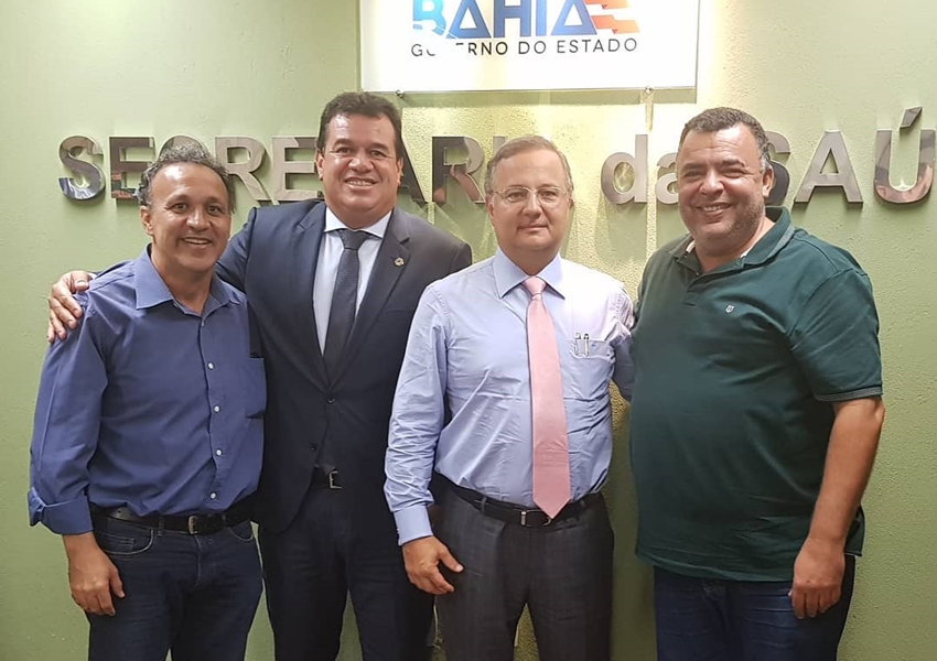 Prefeito de Livramento se reúne com secretário estadual de Saúde Fábio Vilas boas