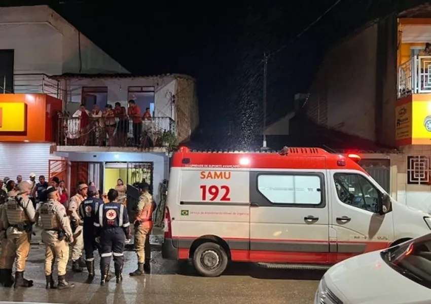 Jovem é morto a tiros dentro de barbearia no centro de Ipiaú; outro homem foi baleado