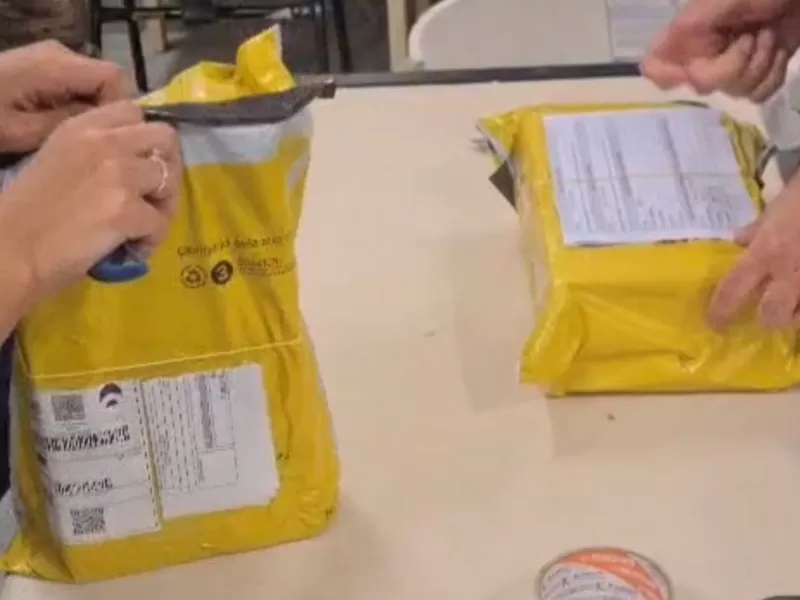 Operação Nárke 2: Denarc apreende cinco quilos de drogas no Centro de Tratamento de Encomendas dos Correios em Simões Filho