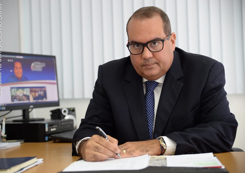 Sandro Régis cobra redução do ICMS sobre os combustíveis na Bahia