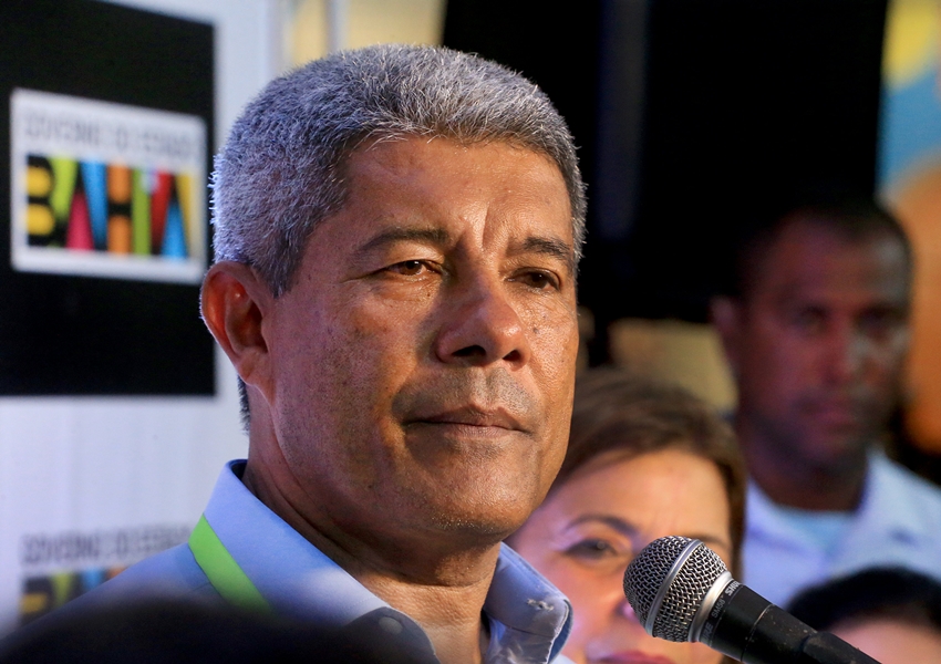 Nesta sexta-feira (26), Jerônimo cumpre agenda em Poções, Rio do Pires e Tanque Novo