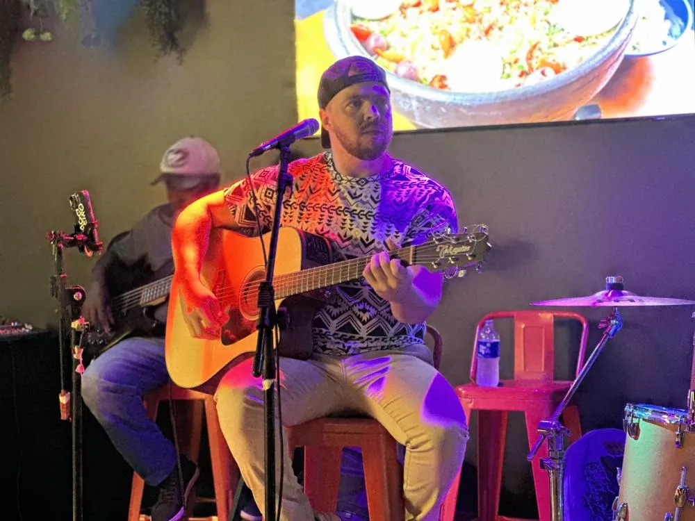 Thiago Ribeiro consolida sua trajetória musical em Livramento e região