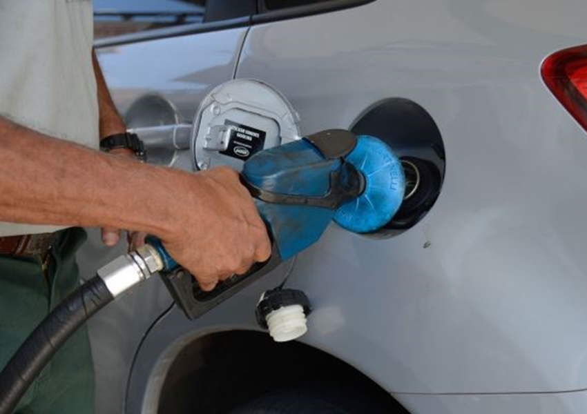 Petrobras vai reduzir em 3% preço médio da gasolina e do diesel nas refinarias