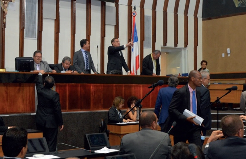 Luciano Ribeiro relatou e votou favoravelmente projeto de executivo que estabelece Refis para devedores do ICMS