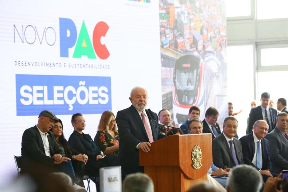Livramento será beneficiado com nova escola de período integral, centro de educação infantil e ônibus escolar