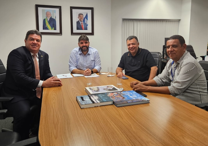 Prefeito de Livramento se reúne com chefe de gabinete do governador da Bahia para discutir festejos de Emancipação Política