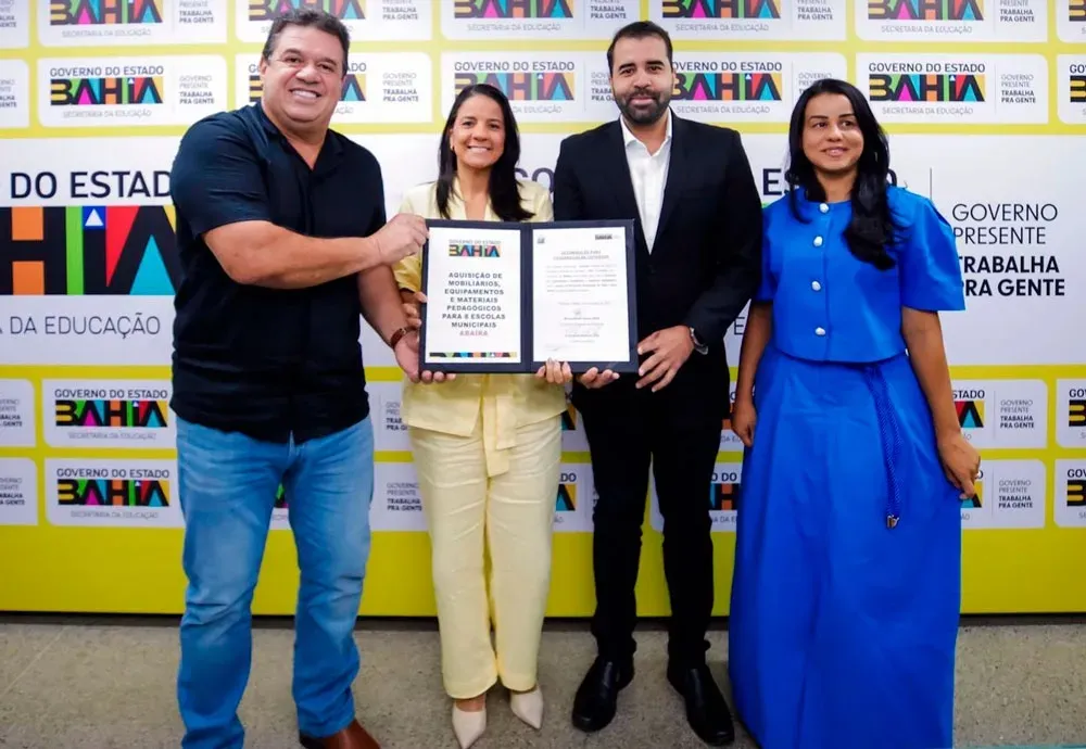 Marquinho Viana e prefeito Wellington Barbosa celebram novos investimentos para escolas de Abaíra
