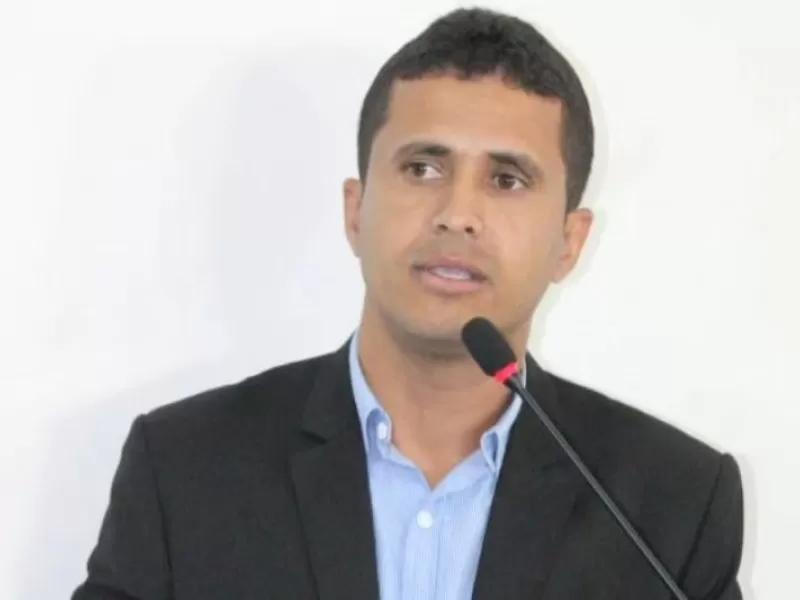 TCM-BA determina retirada de publicações promocionais do prefeito de Serra do Ramalho