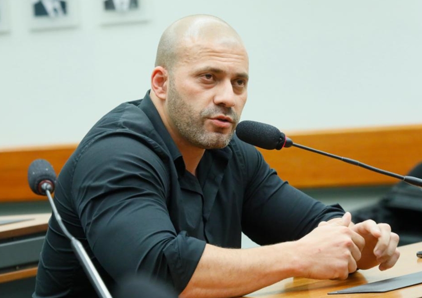 Relator de processo de cassação de Silveira quer parecer jurídico da Câmara