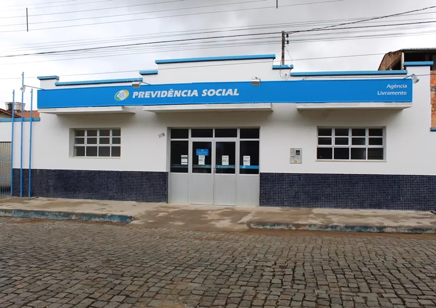 Novo programa do INSS busca reduzir fila de espera por benefícios