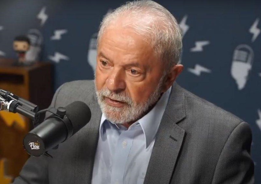 Lula retira lesão na laringe e deixa hospital