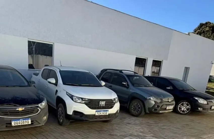 Polícia Militar apreende quatro veículos adulterados em Encruzilhada