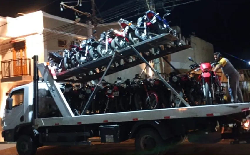 Fiscalização em carreata religiosa termina com apreensão de 24 motos em Caetité