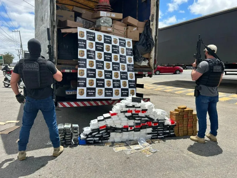 Ação do DENARC desmonta rota de cocaína entre São Paulo e Vitória da Conquista