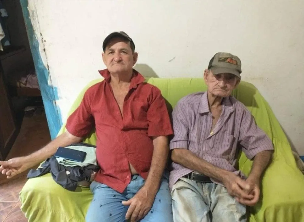 Dois irmãos idosos são encontrados mortos em casa na zona rural de Caturama