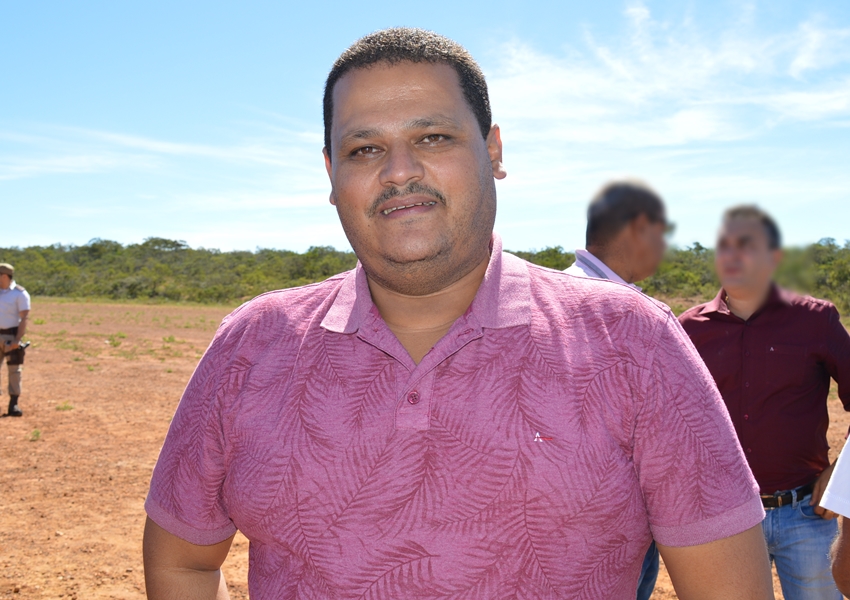 Prefeito de Ibicoara é acionado pelo MP após causar aglomerações