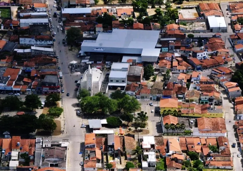 Mulher é presa suspeita de estuprar adolescente de 13 anos no interior da Bahia